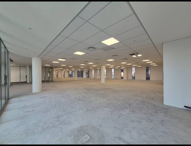 893M² OFFICE TO LET IN SANDTON CENTRAL